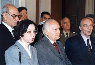 Visita di stato del Presidente della Repubblica Oscar Luigi Scalfaro in Bosnia-Erzegovina, per un incontro a Sarajevo con il Presidente Alija Izetbegovi e con il Contingente italiano dell'IFOR
