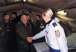 Visita di stato del Presidente della Repubblica Oscar Luigi Scalfaro in Bosnia-Erzegovina, per un incontro a Sarajevo con il Presidente Alija Izetbegovi e con il Contingente italiano dell'IFOR