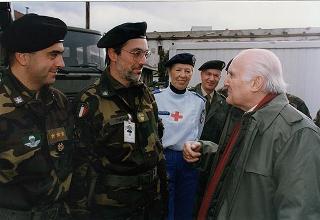 Visita di stato del Presidente della Repubblica Oscar Luigi Scalfaro in Bosnia-Erzegovina, per un incontro a Sarajevo con il Presidente Alija Izetbegovi e con il Contingente italiano dell'IFOR
