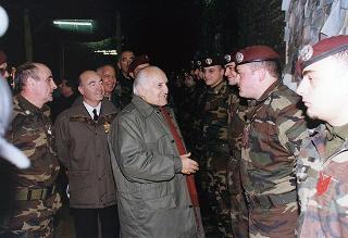 Visita di stato del Presidente della Repubblica Oscar Luigi Scalfaro in Bosnia-Erzegovina, per un incontro a Sarajevo con il Presidente Alija Izetbegovi e con il Contingente italiano dell'IFOR