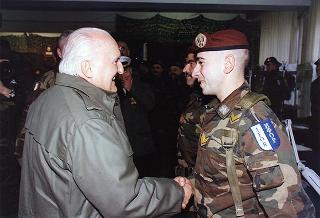 Visita di stato del Presidente della Repubblica Oscar Luigi Scalfaro in Bosnia-Erzegovina, per un incontro a Sarajevo con il Presidente Alija Izetbegovi e con il Contingente italiano dell'IFOR