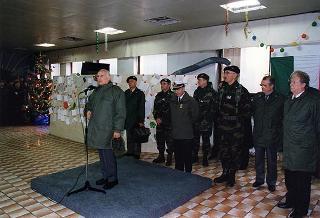 Visita di stato del Presidente della Repubblica Oscar Luigi Scalfaro in Bosnia-Erzegovina, per un incontro a Sarajevo con il Presidente Alija Izetbegovi e con il Contingente italiano dell'IFOR