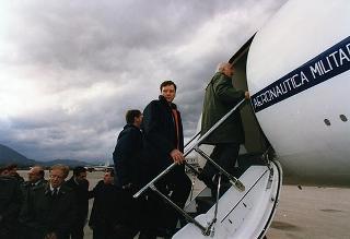 Visita di stato del Presidente della Repubblica Oscar Luigi Scalfaro in Bosnia-Erzegovina, per un incontro a Sarajevo con il Presidente Alija Izetbegovi e con il Contingente italiano dell'IFOR