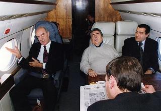 Visita di stato del Presidente della Repubblica Oscar Luigi Scalfaro in Bosnia-Erzegovina, per un incontro a Sarajevo con il Presidente Alija Izetbegovi e con il Contingente italiano dell'IFOR