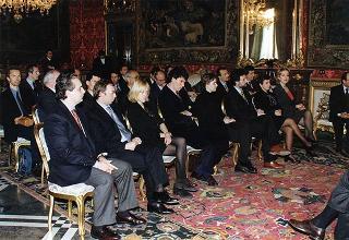 Il Presidente della Repubblica Oscar Luigi Scalfaro incontra Guido Columba, presidente dell'Unione Nazionale Cronisti Italiani, ed i vincitori e organizzatori del "Premio cronista" 1996
