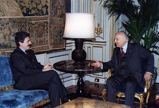 Il Presidente della Repubblica Oscar Luigi Scalfaro riceve la visita dell'on. Massimo D'Alema, presidente della Commissione parlamentare per le riforme costituzionali