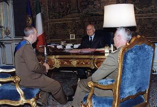 Visita di congedo del Generale di Corpo d'Armata Bonifazio Incisa di Camerana, capo di Stato maggiore dell'Esercito