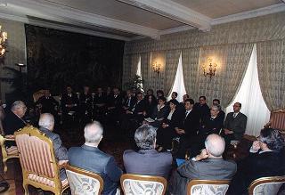 Il Presidente della Repubblica Oscar Luigi Scalfaro riceve in udienza l'avv. Vittorio Ciampi, direttore della rivista "Nuovo Mezzogiorno", con i promotori, le commissioni giudicatrici ed i vincitori della 18^ edizione dei Premi "Nuovo Mezzogiorno"