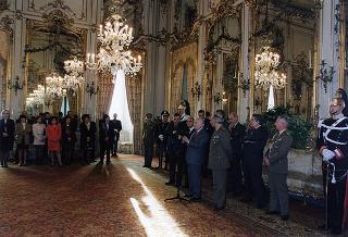 Il Presidente della Repubblica Oscar Luigi Scalfaro riceve la visita del Colonnello Giuliano Giglio, Comandante della Scuola Militare della Nunziatella, con una delegazione di allievi dell'Istituto