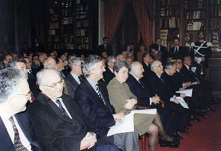 Intervento del Presidente della Repubblica alla cerimonia di presentazione dell'attività dell'Associazione ricerche coronariche per la terapia e la prevenzione dell'infarto, presso l'Accademia Nazionale dei Lincei. Roma (Palazzo Corsini)
