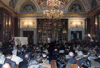 Intervento del Presidente della Repubblica alla cerimonia di presentazione dell'attività dell'Associazione ricerche coronariche per la terapia e la prevenzione dell'infarto, presso l'Accademia Nazionale dei Lincei. Roma (Palazzo Corsini)
