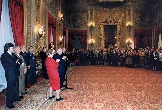 Incontro del Presidente della Repubblica Oscar Luigi Scalfaro con la prof.ssa Cesarina Checcacci, presidente dell'Unione Cattolica Italiana Insegnanti Medi, e una delegazione di partecipanti al 19° Congresso nazionale dell'UCIIM