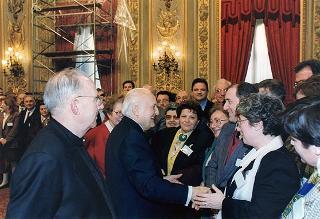 Incontro del Presidente della Repubblica Oscar Luigi Scalfaro con la prof.ssa Cesarina Checcacci, presidente dell'Unione Cattolica Italiana Insegnanti Medi, e una delegazione di partecipanti al 19° Congresso nazionale dell'UCIIM