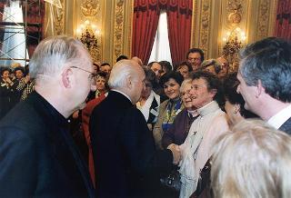 Incontro del Presidente della Repubblica Oscar Luigi Scalfaro con la prof.ssa Cesarina Checcacci, presidente dell'Unione Cattolica Italiana Insegnanti Medi, e una delegazione di partecipanti al 19° Congresso nazionale dell'UCIIM
