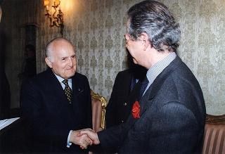 Intervento del Presidente della Repubblica Oscar Luigi Scalfaro alla presentazione dell'opera "Hortus Conclusus. La Riviera del Principe Vescovo"