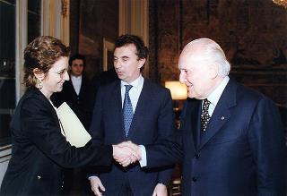 Il Presidente della Repubblica Oscar Luigi Scalfaro incontra Giovanni Moro, segretario nazionale del Movimento Federativo Democratico, con alcuni esponenti dell'iniziativa "Pit Salute", promossa dal Movimento