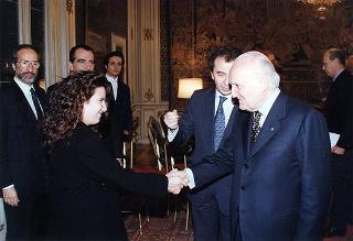 Il Presidente della Repubblica Oscar Luigi Scalfaro incontra Giovanni Moro, segretario nazionale del Movimento Federativo Democratico, con alcuni esponenti dell'iniziativa "Pit Salute", promossa dal Movimento
