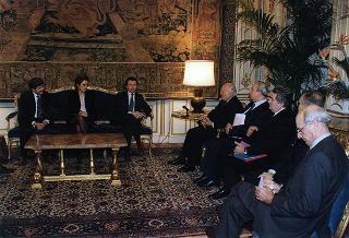 Il Presidente della Repubblica Oscar Luigi Scalfaro incontra Giovanni Moro, segretario nazionale del Movimento Federativo Democratico, con alcuni esponenti dell'iniziativa "Pit Salute", promossa dal Movimento