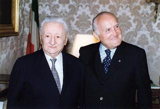 Intervento del Presidente della Repubblica alla cerimonia di presentazione del libro "Attualità di Enrico De Nicola" di Giovanni Leone. Roma, Senato della Repubblica