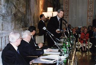 Intervento del Presidente della Repubblica alla cerimonia di presentazione del libro "Attualità di Enrico De Nicola" di Giovanni Leone. Roma, Senato della Repubblica