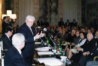Intervento del Presidente della Repubblica alla cerimonia di presentazione del libro "Attualità di Enrico De Nicola" di Giovanni Leone. Roma, Senato della Repubblica