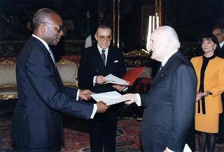 Kouassi Emmanuel Alexandre Nouama, nuovo ambasciatore della Repubblica di Costa d'Avorio: presentazione lettere credenziali