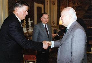 Incontro del Presidente della Repubblica Oscar Luigi Scalfaro con Don Camillo Nobile
