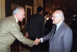Incontro del Presidente della Repubblica Oscar Luigi Scalfaro con Don Camillo Nobile
