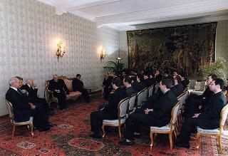 Il Presidente della Repubblica Oscar Luigi Scalfaro riceve Mons. Gianfranco Poma, rettore maggiore dei Seminari milanesi, con un gruppo di diaconi del Seminario Arcivescovile di Milano