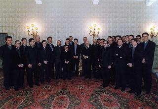 Il Presidente della Repubblica Oscar Luigi Scalfaro riceve Mons. Gianfranco Poma, rettore maggiore dei Seminari milanesi, con un gruppo di diaconi del Seminario Arcivescovile di Milano