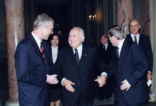 Incontro del Presidente della Repubblica Oscar Luigi Scalfaro con un gruppo parlamentare del Partito Popolare Europeo del Parlamento Europeo