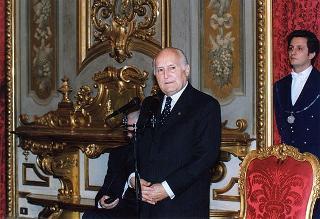 Incontro del Presidente della Repubblica Oscar Luigi Scalfaro con un gruppo parlamentare del Partito Popolare Europeo del Parlamento Europeo