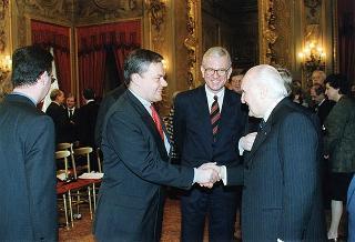 Incontro del Presidente della Repubblica Oscar Luigi Scalfaro con un gruppo parlamentare del Partito Popolare Europeo del Parlamento Europeo