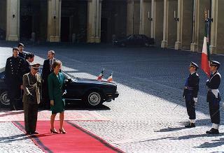 Incontro e colazione con la signora Mary Robinson, Presidente dell'Irlanda