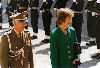 Incontro e colazione con la signora Mary Robinson, Presidente dell'Irlanda