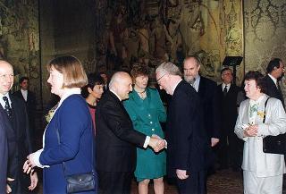 Incontro e colazione con la signora Mary Robinson, Presidente dell'Irlanda