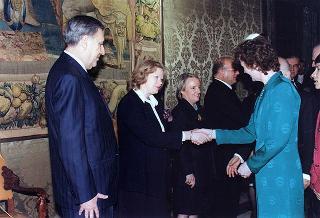 Incontro e colazione con la signora Mary Robinson, Presidente dell'Irlanda