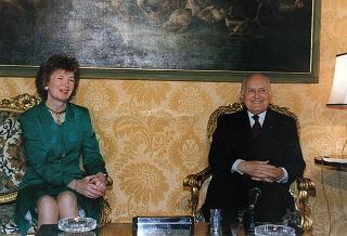 Incontro e colazione con la signora Mary Robinson, Presidente dell'Irlanda