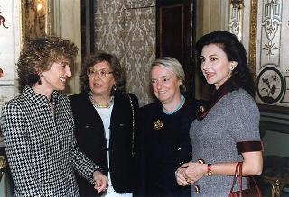Incontro e colazione con la signora Mary Robinson, Presidente dell'Irlanda