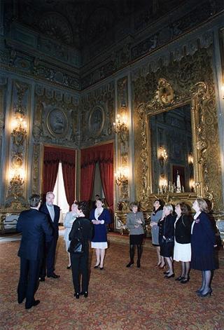 Incontro e colazione con la signora Mary Robinson, Presidente dell'Irlanda