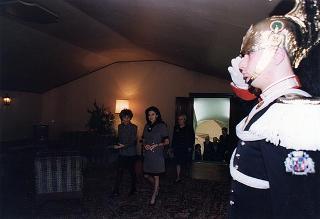 Incontro e colazione con la signora Mary Robinson, Presidente dell'Irlanda
