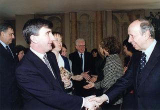 Incontro e colazione con la signora Mary Robinson, Presidente dell'Irlanda