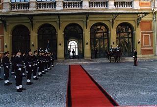 Incontro e colazione con la signora Mary Robinson, Presidente dell'Irlanda