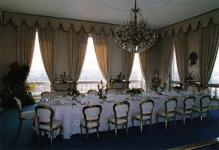 Incontro e colazione con la signora Mary Robinson, Presidente dell'Irlanda