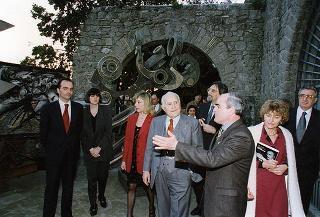 Visita del Presidente della Repubblica, in forma strettamente privata, al Maestro Umberto Mastroianni nel suo studio a Marino (Roma)