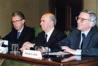 Intervento del Presidente della Repubblica alla cerimonia inaugurale dell'attività 1997 dell'Istituto Ugo La Malfa tenutasi nell'Istituto dell'Enciclopedia Italiana a Roma