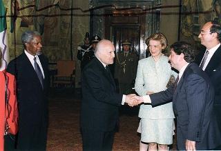 Incontro e successiva colazione del Presidente Scalfaro con il nuovo Segretario Generale dell'ONU Kofi Annan