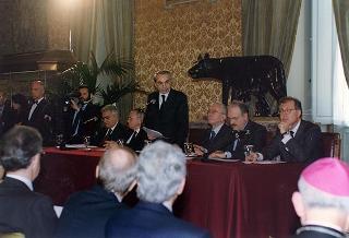Intervento del Presidente della Repubblica alla presentazione della relazione annuale sull'attività svolta dall'Autorità Garante della Concorrenza e del Mercato nel 1996. Roma, Camera dei Deputati