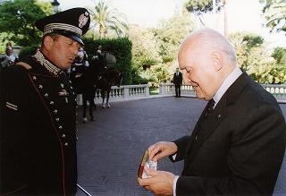 Omaggio dei Corazzieri al Presidente della Repubblica in occasione dell'anniversario del V anno di Presidenza