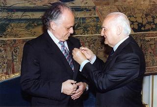 Conferimento dell'onorificenza di Cavaliere di Gran Croce dell'Ordine &quot;al Merito della Repubblica italiana&quot; al Maestro Lorin Maazel